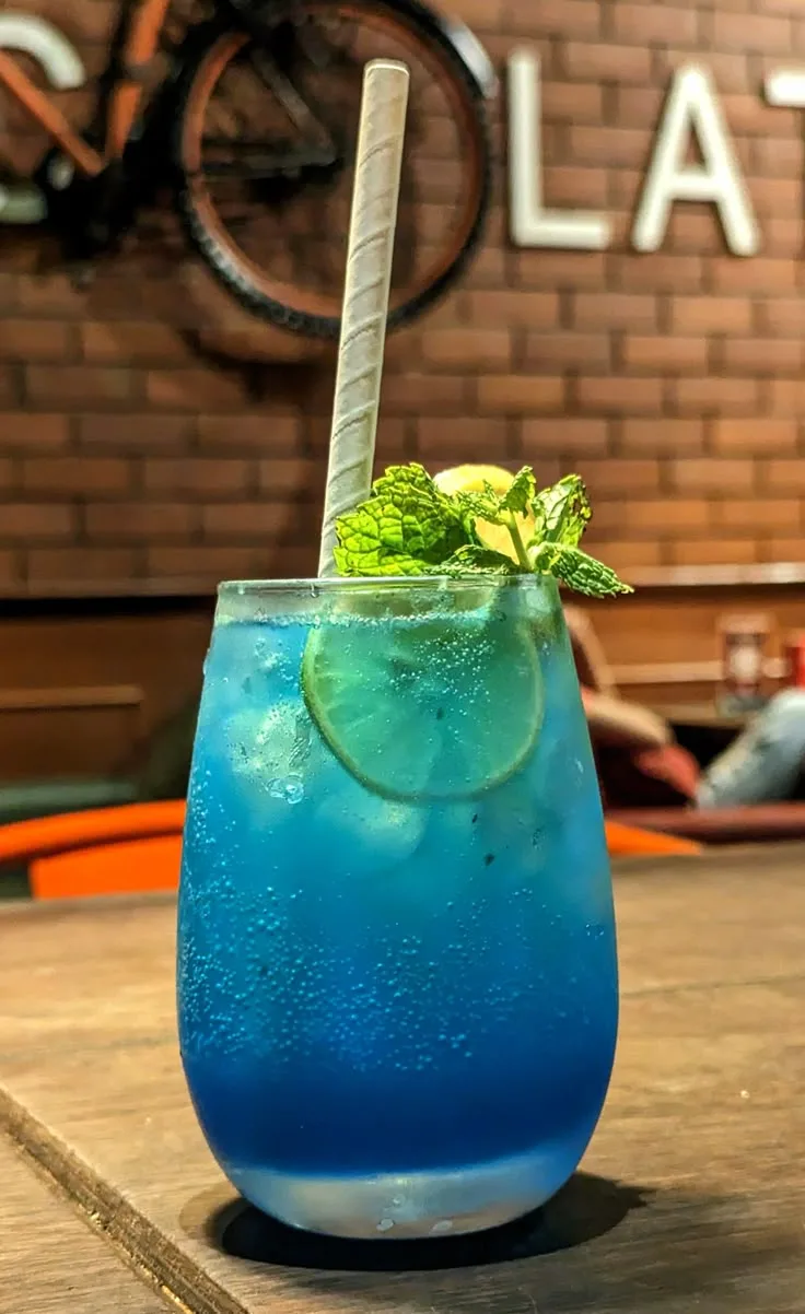 10 minuman untuk nemenin long week and kamu